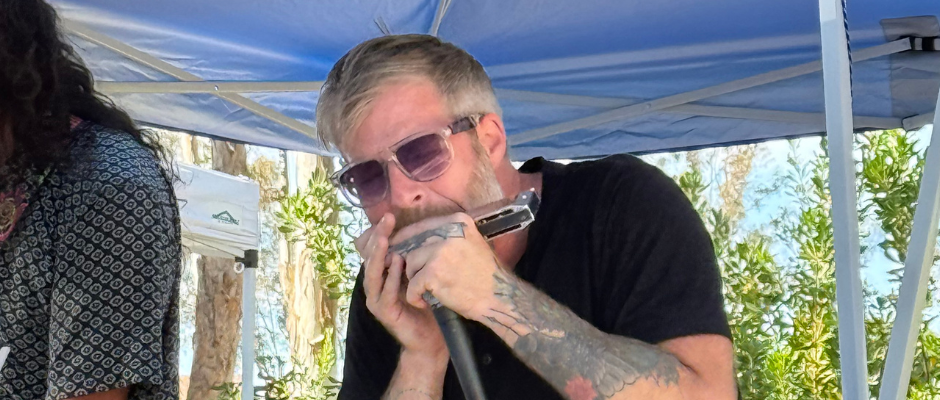 Gonzalo Dremoniz showed us his skills on harmonica solos from the Southern Hemisphere.